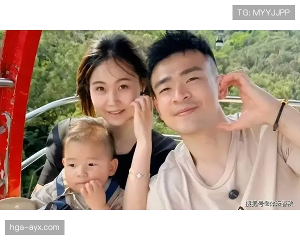 郑思维赛场上像个冷面杀手，生活里却能买下一栋别墅，这反差也太大了吧！